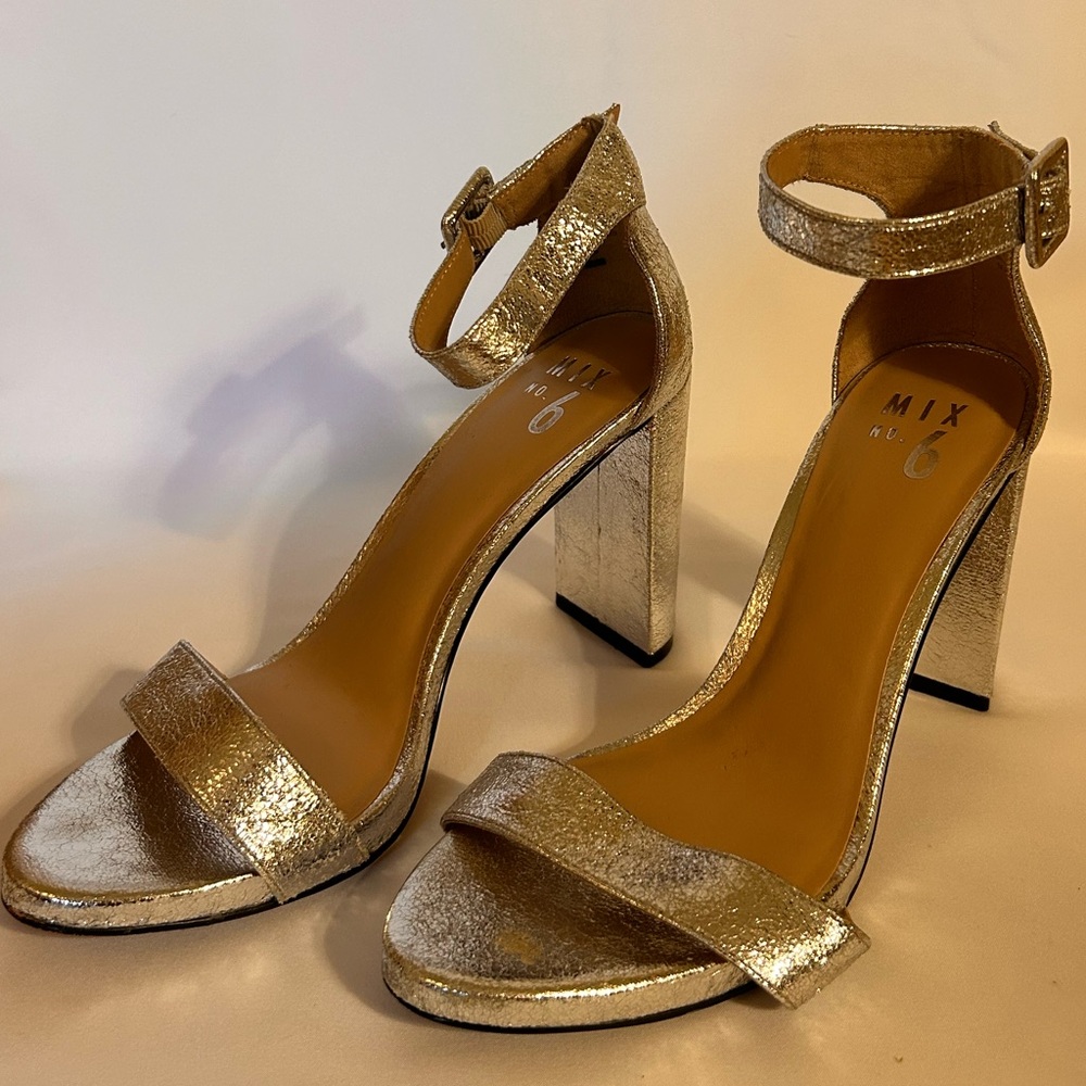Mix No.6 Metallic Silver Heel